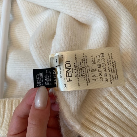 Cropped cardigan with F logo - Picture 9 of 11